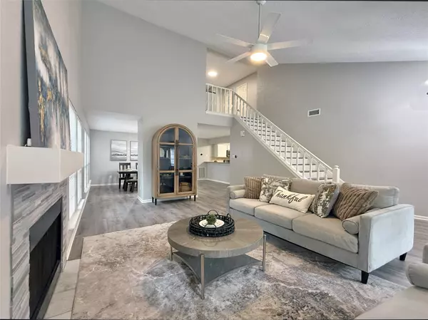 235 E Rainbow Ridge CIR, The Woodlands, TX 77381