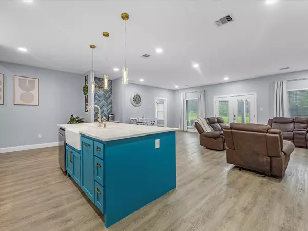 Cleveland, TX 77327,2093 County Road 5018