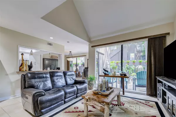 Houston, TX 77024,115 Litchfield LN