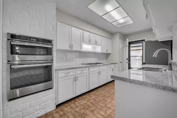 Houston, TX 77036,7015 Lacy Hill DR