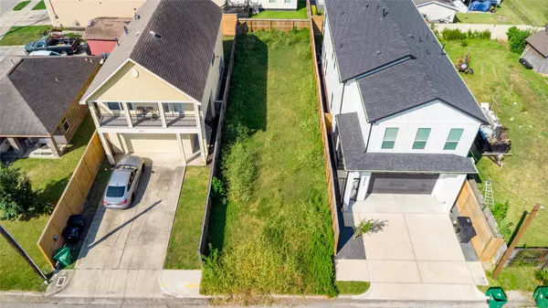 Houston, TX 77022,3307 Delhi ST