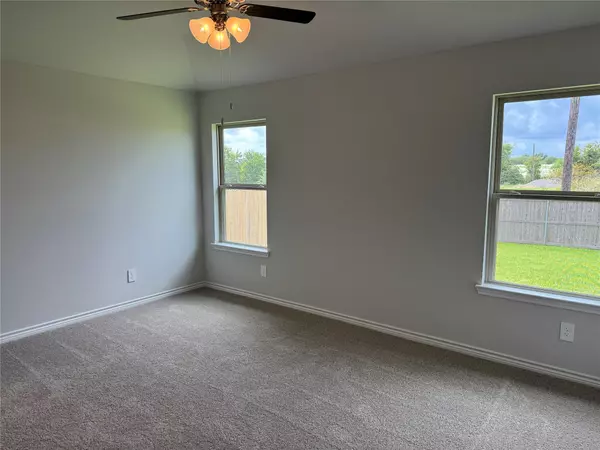 Brenham, TX 77833,1115 Fannin ST