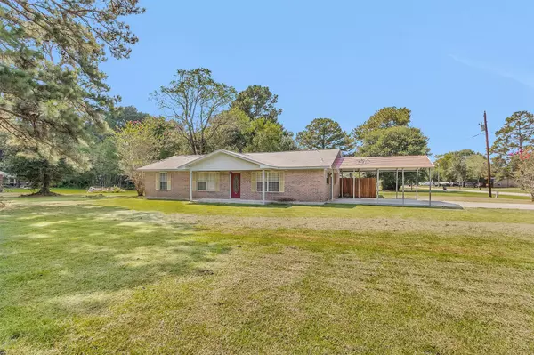231 County Road 2234, Cleveland, TX 77327