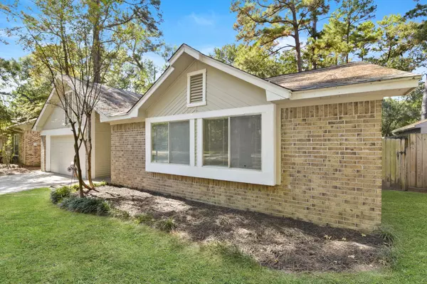 The Woodlands, TX 77381,15 Brentwood Oaks CT