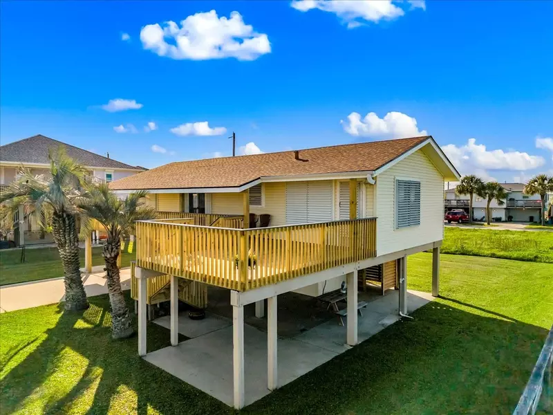 16502 Jean Lafitte RD, Jamaica Beach, TX 77554