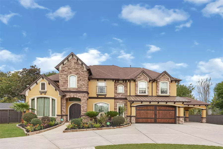 607 Spring DR, Pasadena, TX 77504