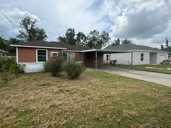 Houston, TX 77029,8630 Flossie Mae ST