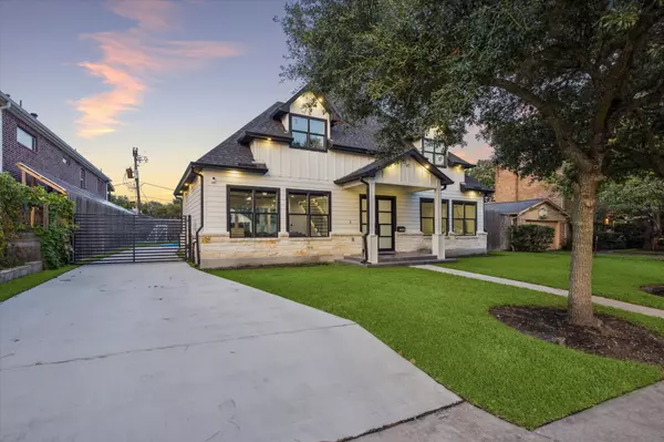 Houston, TX 77025,8423 Academy ST