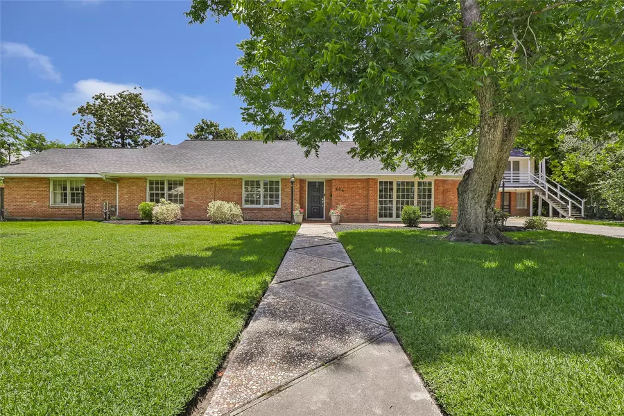 606 N Main ST, Dayton, TX 77535