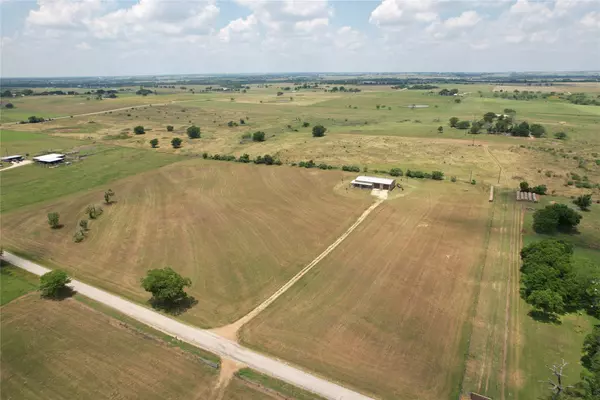 Hallettsville, TX 77964,283 County Road 369