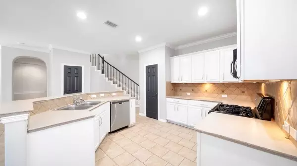 League City, TX 77573,424 Drake LN