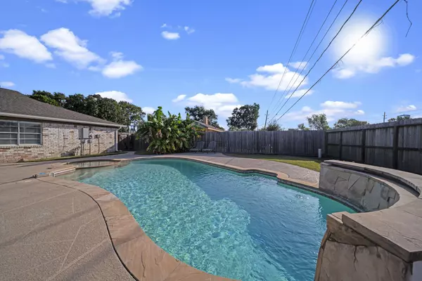 Houston, TX 77070,9923 Windriver DR