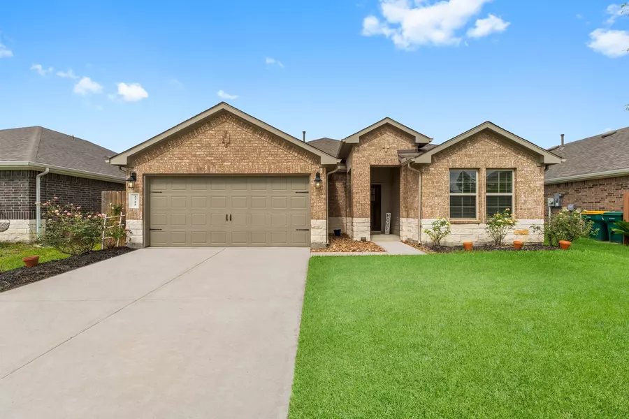 3311 Iron Pine LN, Conroe, TX 77301