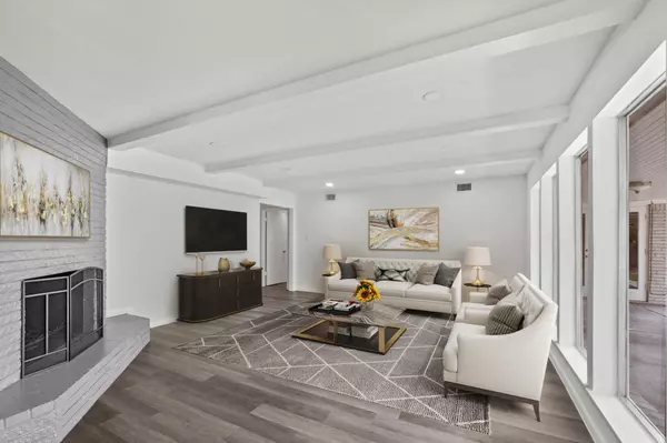 Houston, TX 77071,8307 Braesview LN