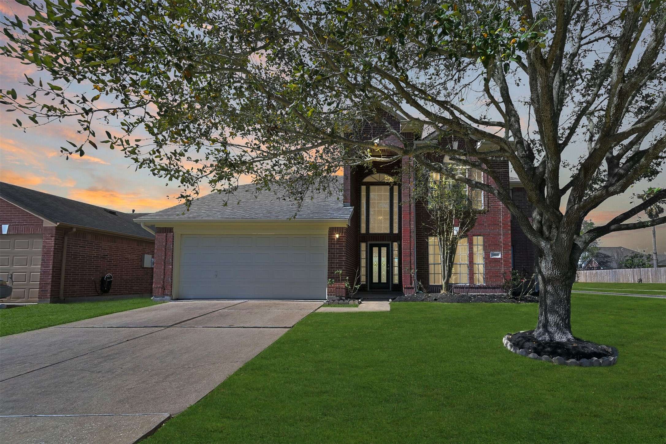 2802 Cross Tide LN,  Friendswood,  TX 77546