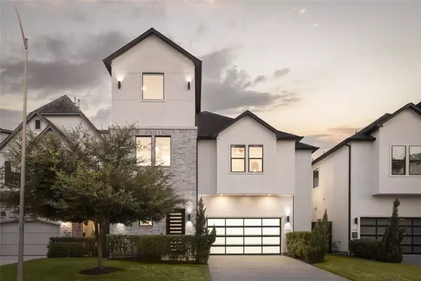 7741 Janak DR, Houston, TX 77055