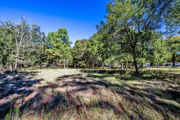 Huntsville, TX 77320,3268 Tx-75 N