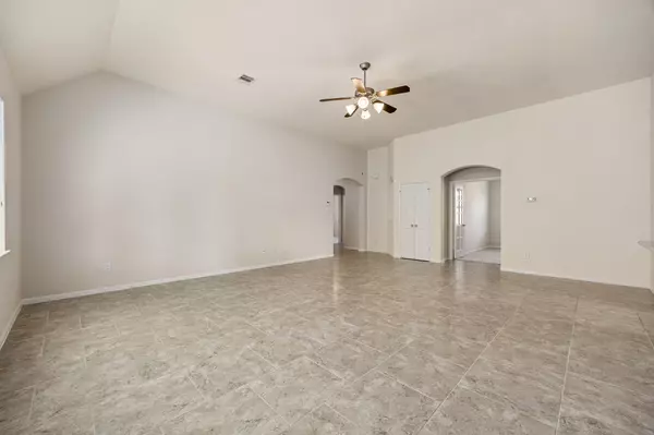 Rosenberg, TX 77469,523 Bonbrook LN