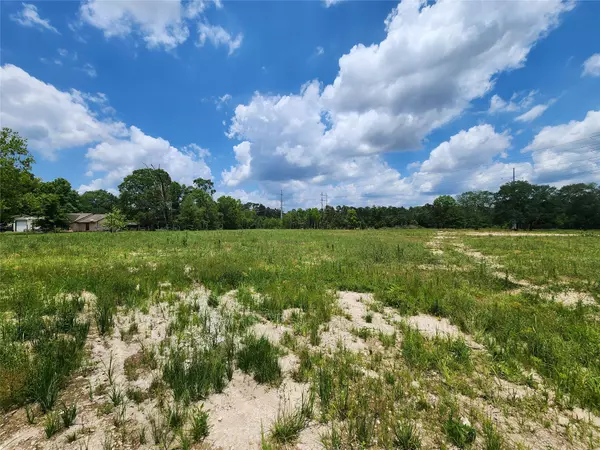 Conroe, TX 77302,15027 Calhoun RD