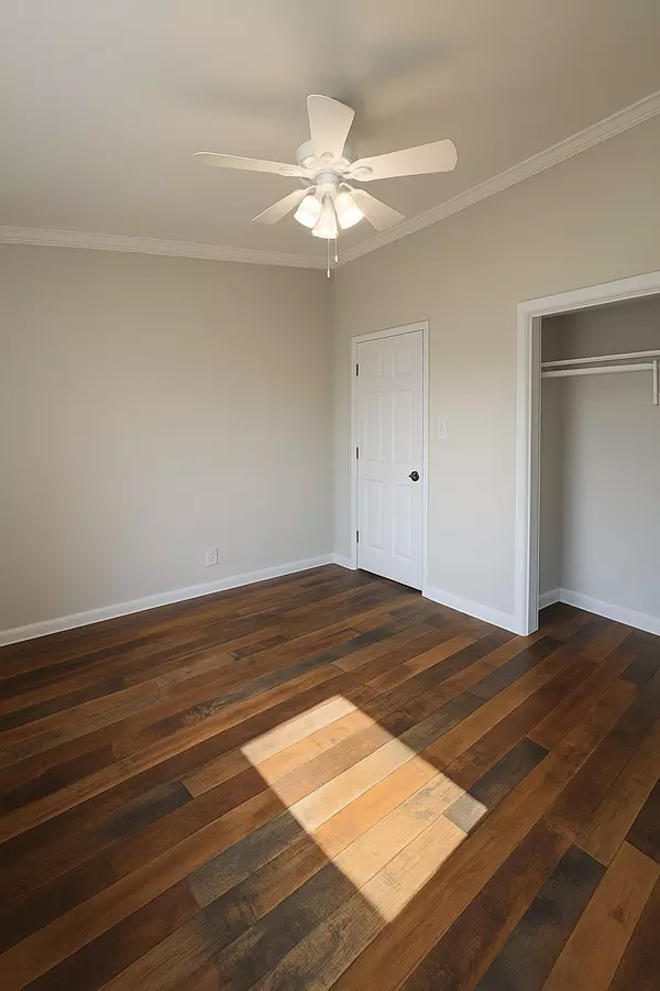 Onalaska, TX 77360,140 Maple Leaf