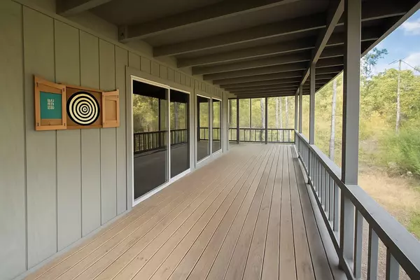 Onalaska, TX 77360,140 Maple Leaf