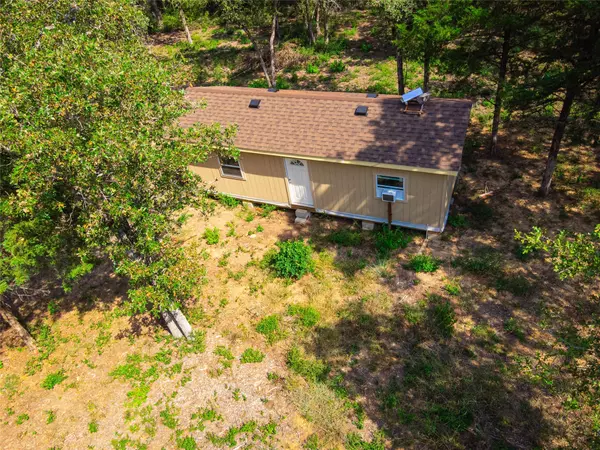 974 Sundown RD,  Caldwell,  TX 77836