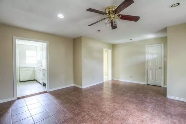 Houston, TX 77051,9421 Sierra DR