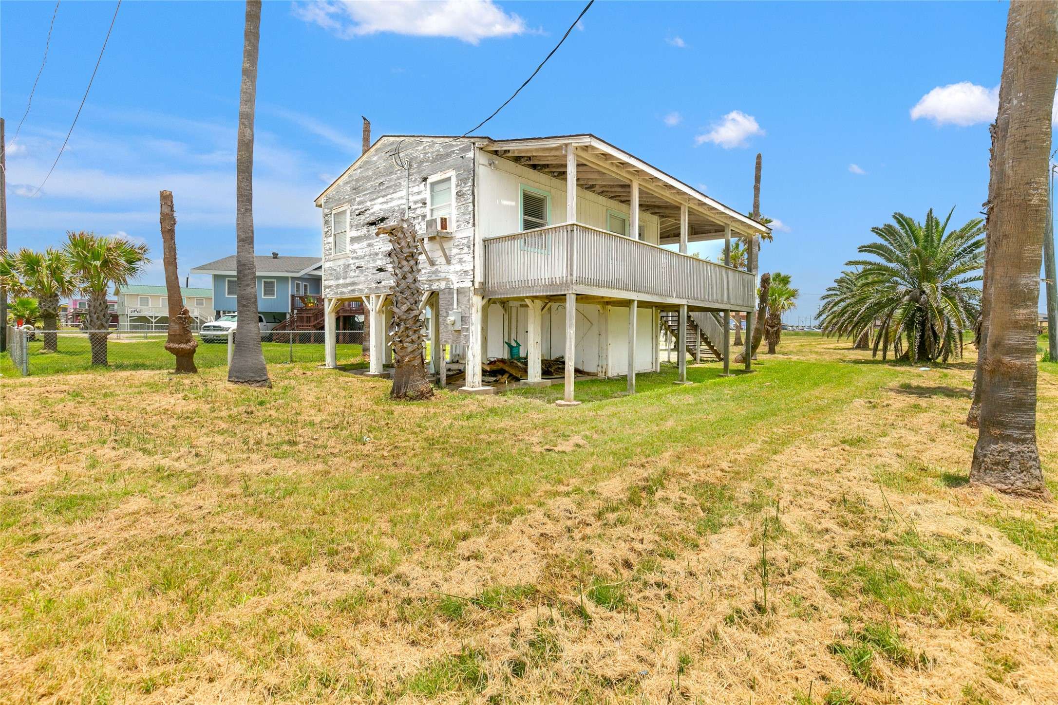 314 Oyster ST, Surfside Beach, TX 77541