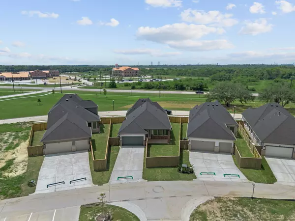 Mont Belvieu, TX 77523,11810 Salty Bend Drive