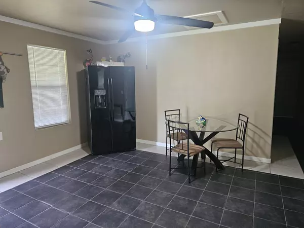 157 Oates Brothers RD, Trinity, TX 75862