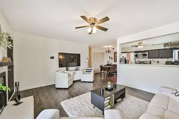 Webster, TX 77058,18617 Egret Bay BLVD #1112