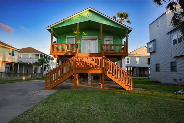 13714 Pirates Beach BLVD, Galveston, TX 77554