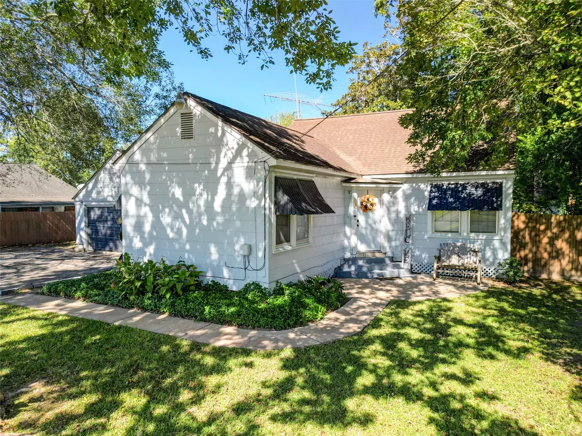 West Columbia, TX 77486,440 W Brazos AVE