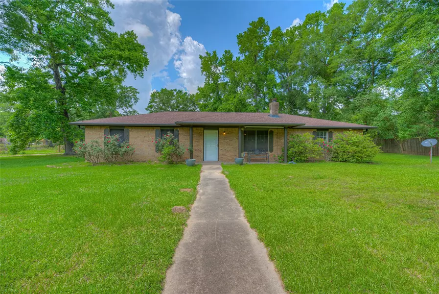 139 lyford Ln, Livingston, TX 77351