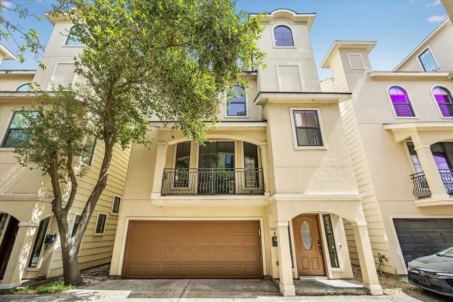 5308 Larkin ST #B, Houston, TX 77007