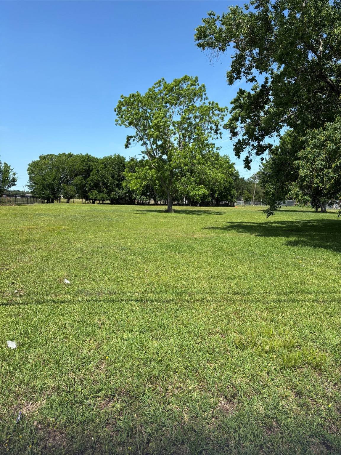 Pasadena, TX 77504,3706 Strawberry RD