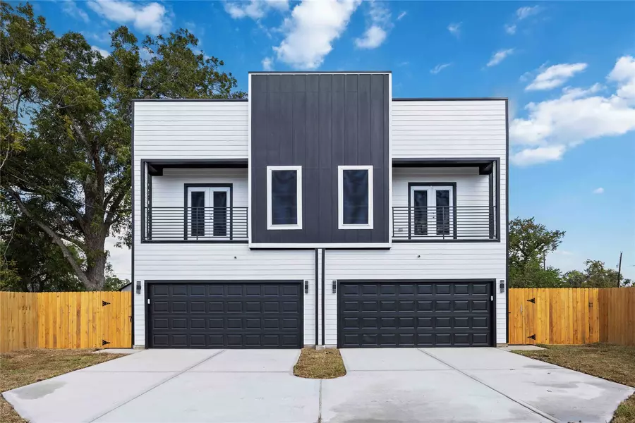 7815 Ethel ST #A-B, Houston, TX 77028