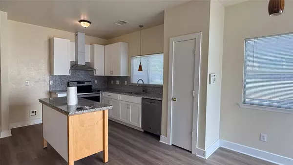 Houston, TX 77047,1615 Palcio Real DR