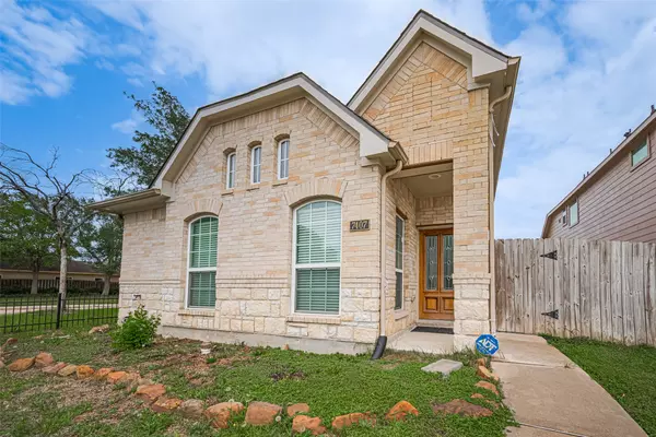 7407 Golden Star DR, Houston, TX 77083
