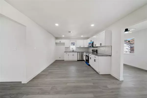 Humble, TX 77338,607 3rd ST