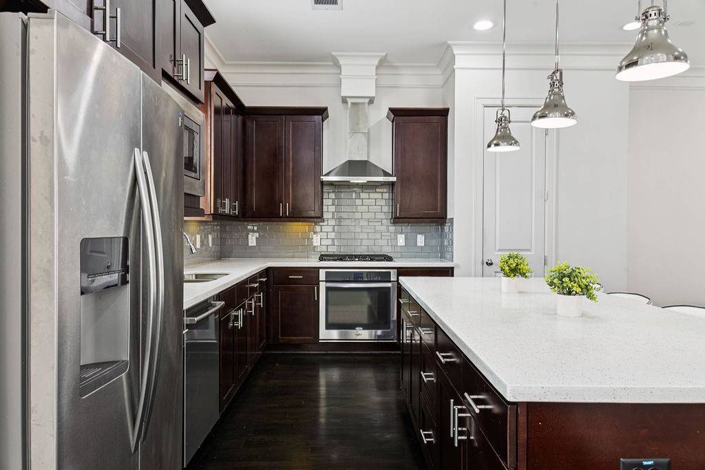 734 W 20th ST #A, Houston, TX 77008