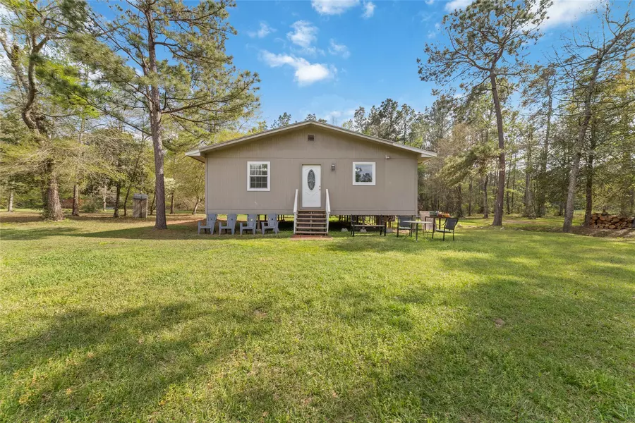 1944 S Duck Creek RD, Cleveland, TX 77328