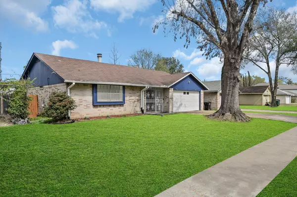 Houston, TX 77043,10626 Alcott DR