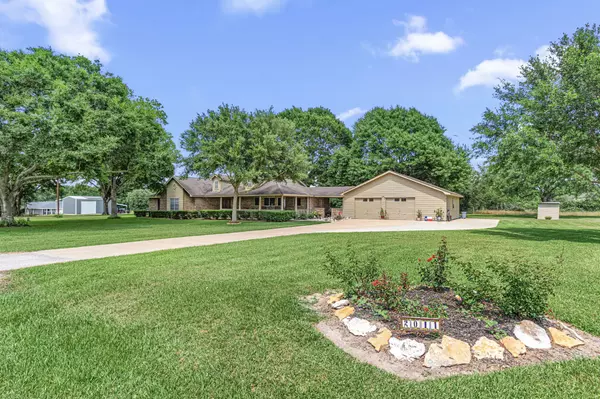 East Bernard, TX 77435,2011 E Cypress RD