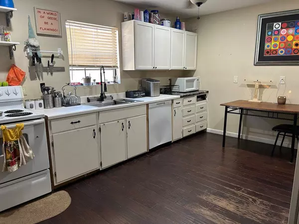 Navasota, TX 77868,5511 Ridge RD