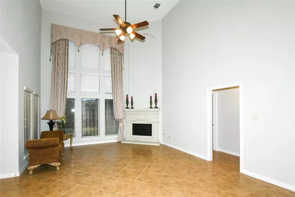 Sugar Land, TX 77479,6019 Falling Briar LN