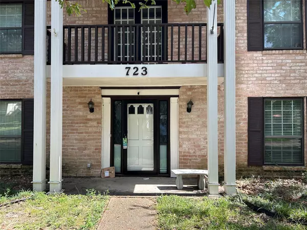 723 Leaflet LN,  Spring,  TX 77388