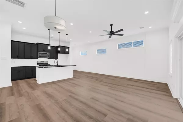 Houston, TX 77021,5009 Elizabeth City ST