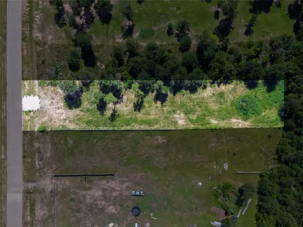 72 County Road 3555, Cleveland, TX 77327