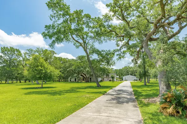 5599 County Road 362, Sweeny, TX 77480
